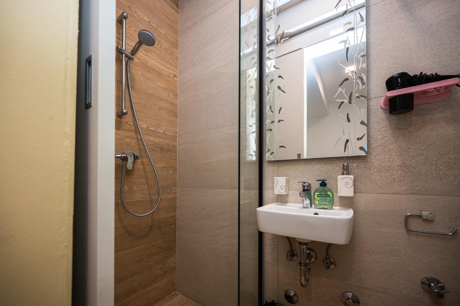 Modern And Design Apartments Near Cathedral サラエヴォ エクステリア 写真